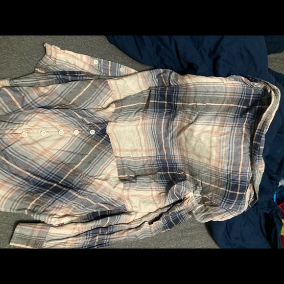 Flannel - Picture 3 of 4